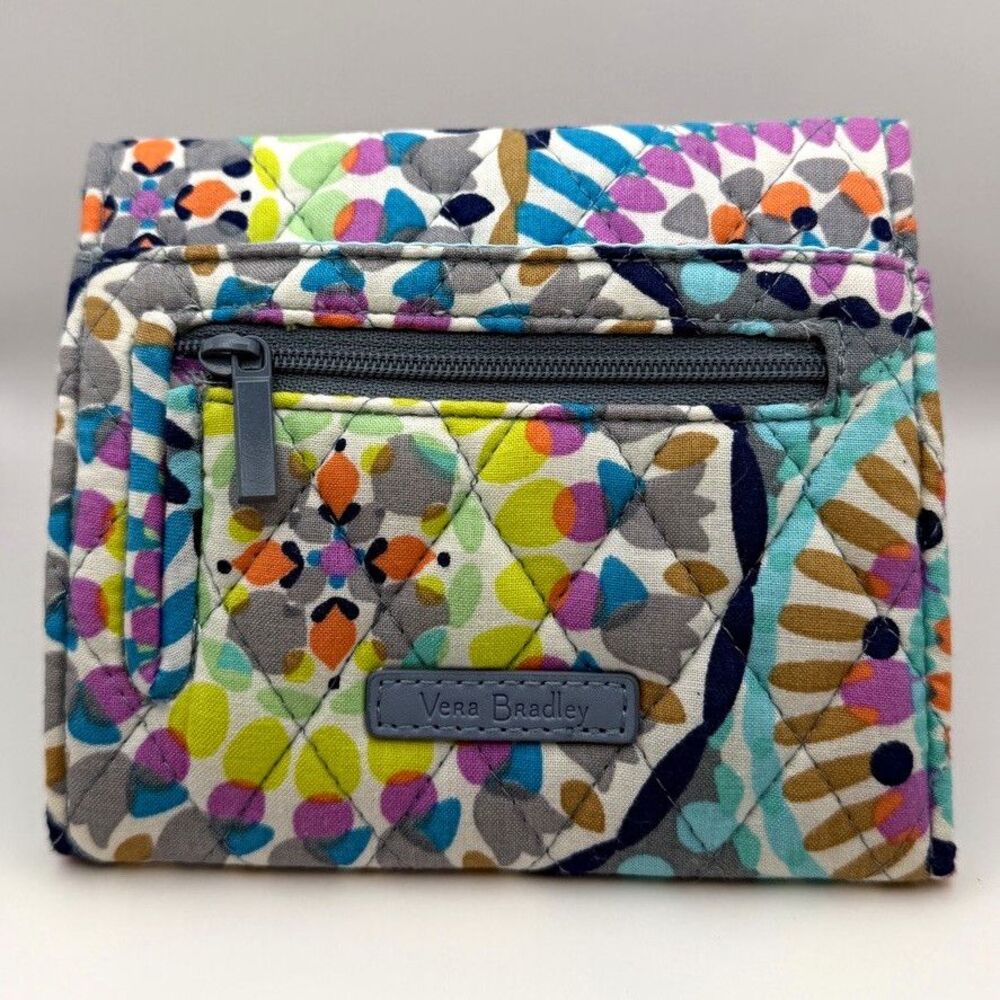 Vera Bradley RFID Blocking Quilted Cotton Multicolor Floral Wallet Zip Pocket